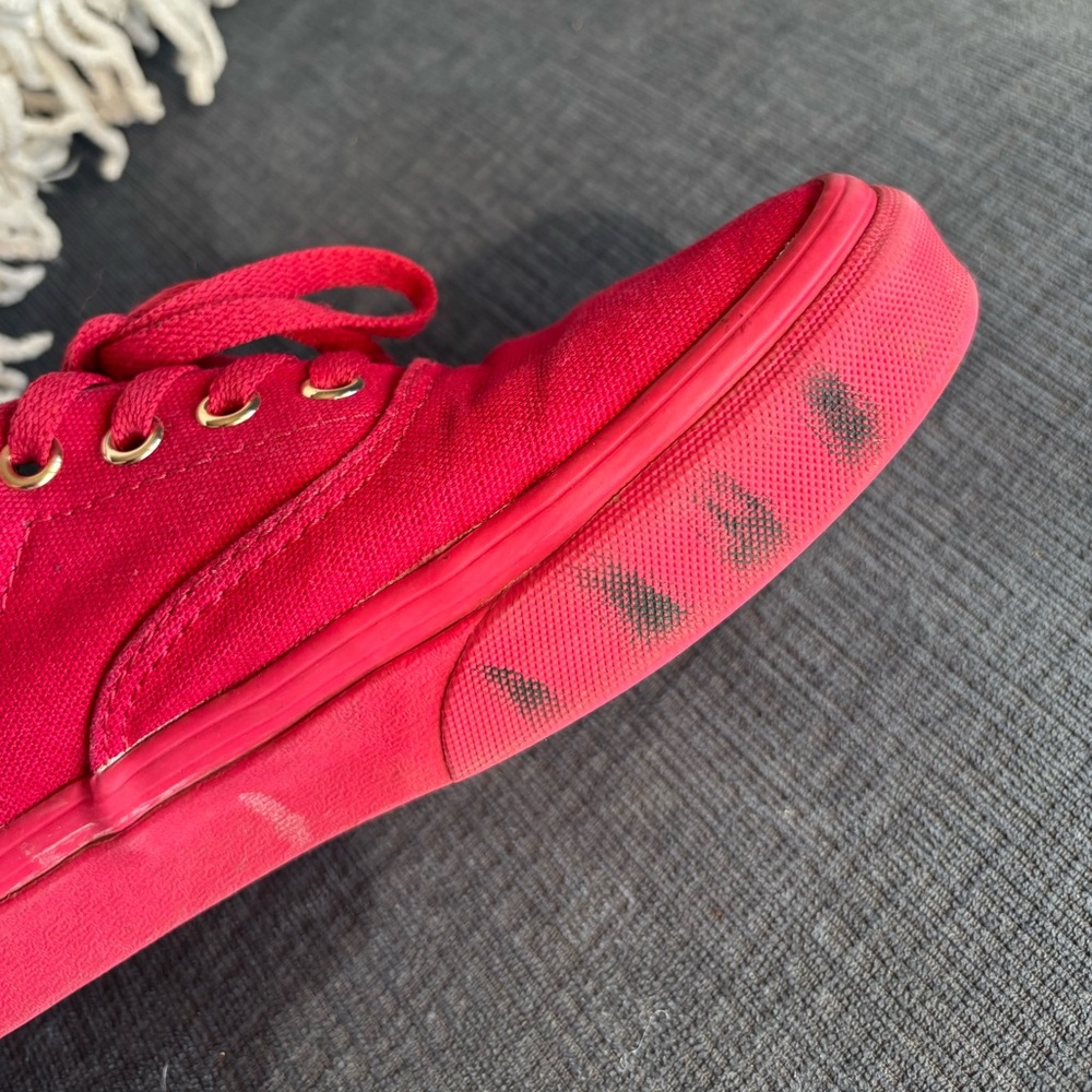 Vans All Red Authentic Size 7 - Picture 5 of 5